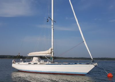 Moondance, Swan 44